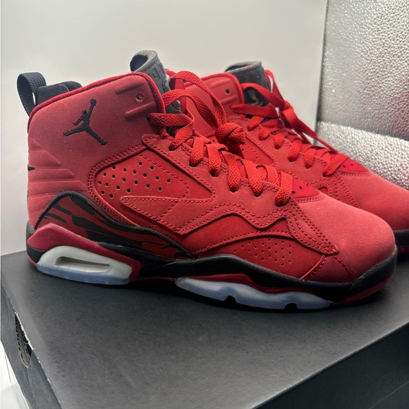 Kids Red Jordan jump man mvp Sneakers 6Y